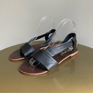 NWT Free People Under Wraps Black Leather Sandals Womens Size 37 (US 7)